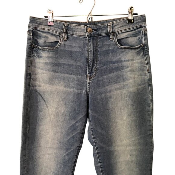 American Eagle Hi-Rise Jegging‎ Crop Jeans - Picture 3 of 8